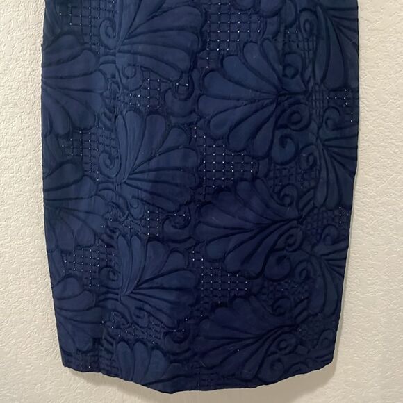 LILLY PULITZER A Dollop of Scallop Eyelet Sarafina Shift Dress, Navy, Size 2 - Picture 5 of 13